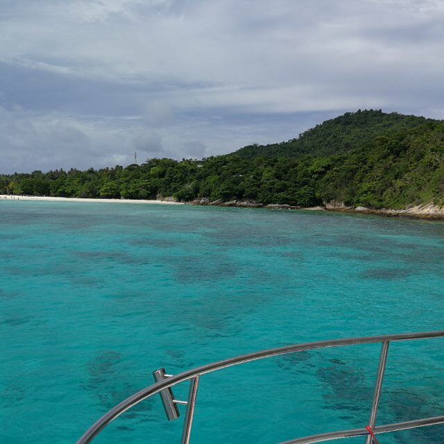 普吉岛真的比三亚便宜吗,去普吉岛值得去哪些岛玩