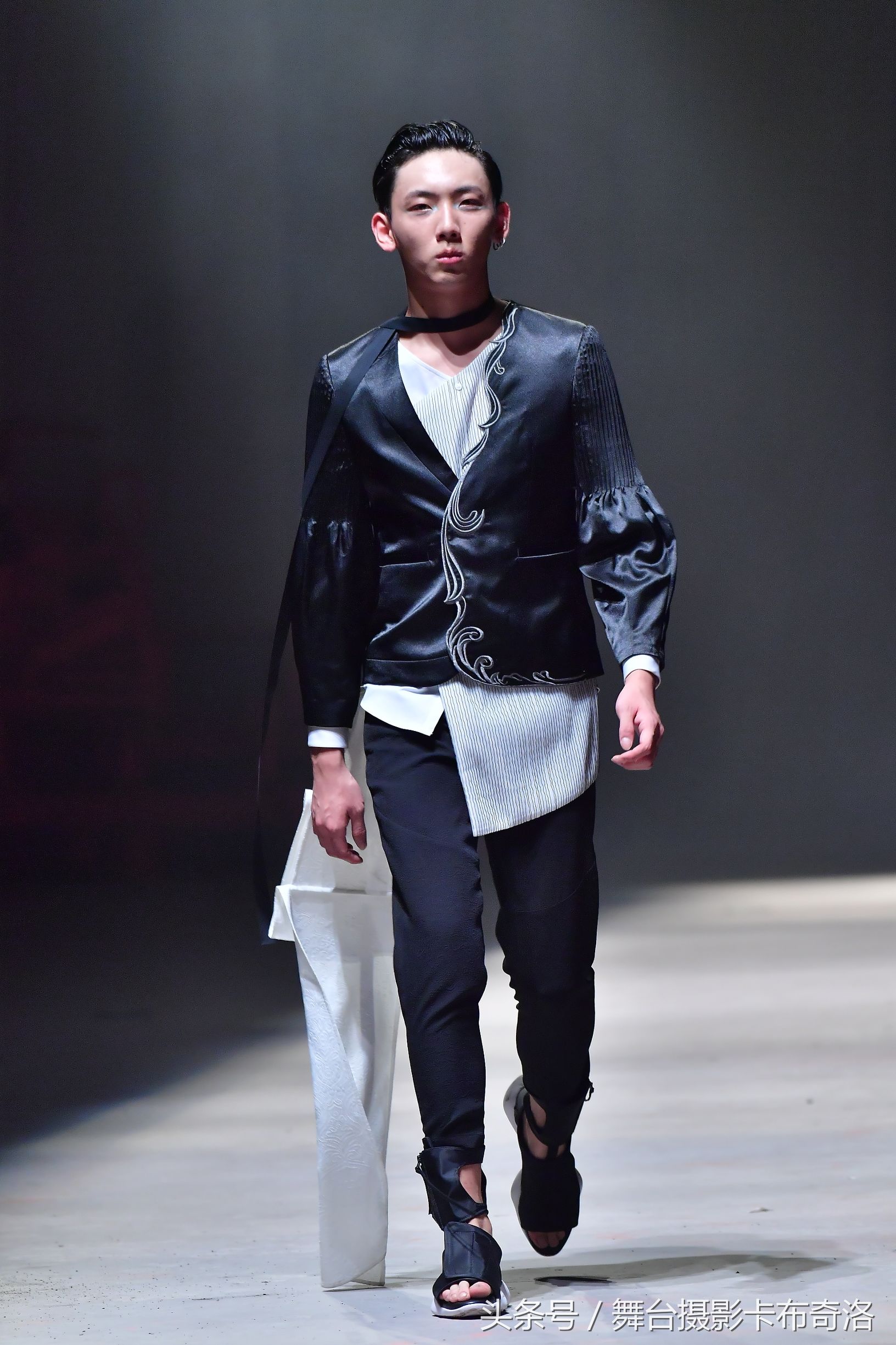 pinli品立男装换季,品立pinli男装皮衣