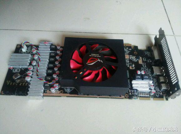 掏了块hd7950给显卡加散热器最终降温后还有65度