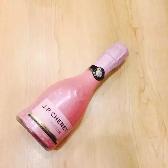 看起来高级又便宜的礼物,七夕礼物排行榜第一名实用科技感