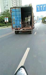 爱美有风险,贴膜需谨慎