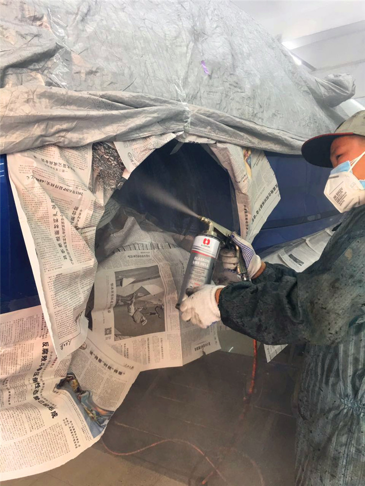 给汽车镀晶用什么材料,给汽车做地胶好吗