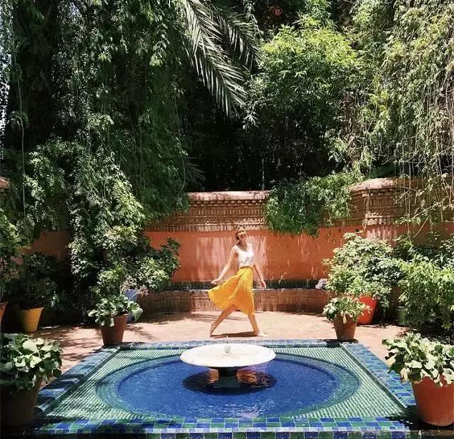 去旅游拍的风景照怎么发朋友圈,怎么给朋友圈的旅游照点评