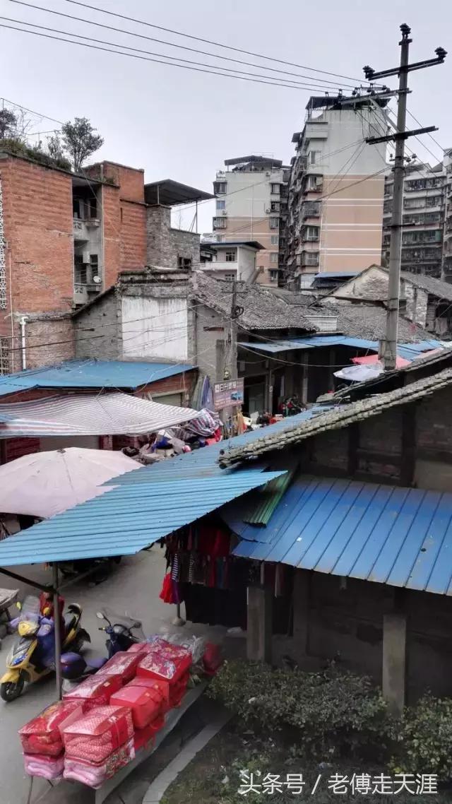 梁中与红中曾合校办学多年~两校原是亲生血缘关系