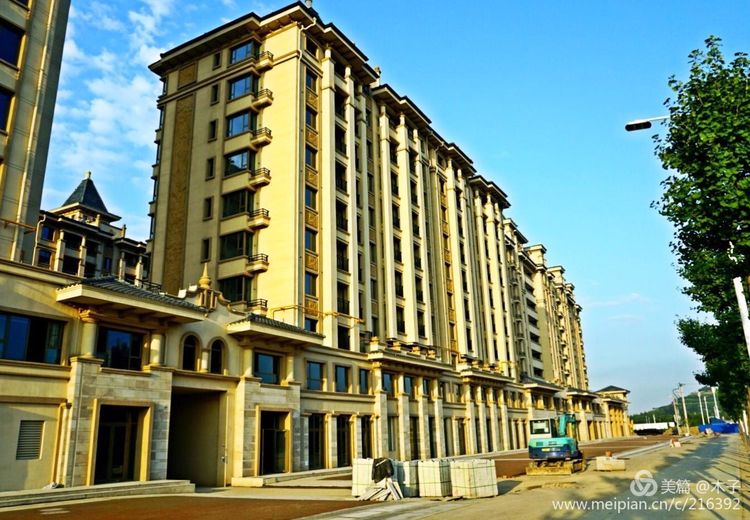 一花一叶总关情，一辆单车游古城，美哉正定！