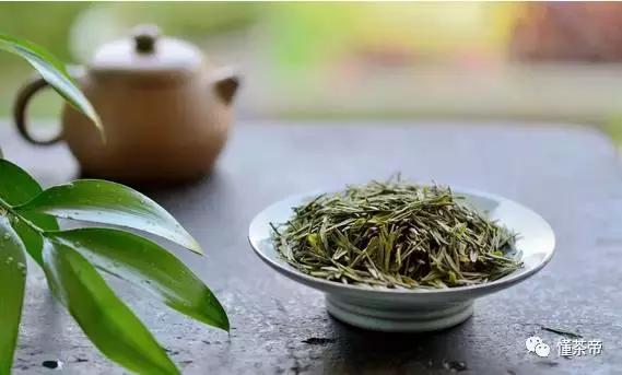 紧压茶多少度冲泡好呢,散茶和紧压茶哪个更好