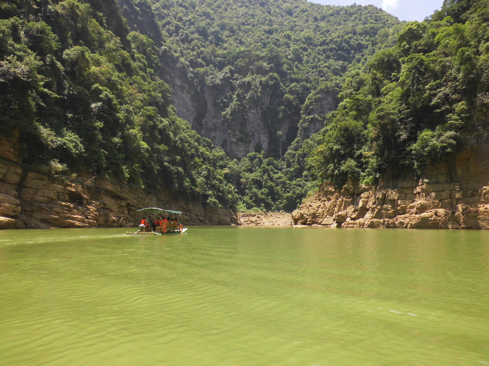金秀圣堂湖景区游玩多久,金秀圣堂湖游记