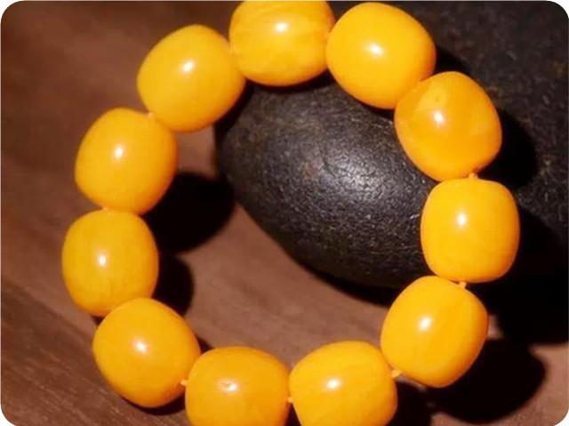 矮马，我的蜜蜡咋还秃噜了皮呢？