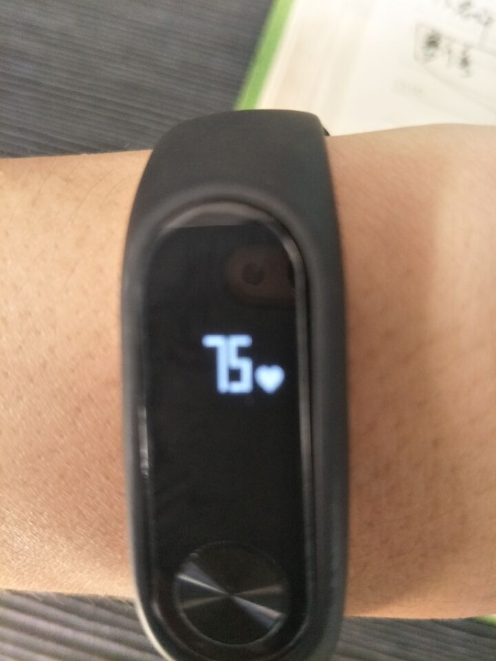 晚上犯困什么办法最可以解决,怎么克服白天上课犯困