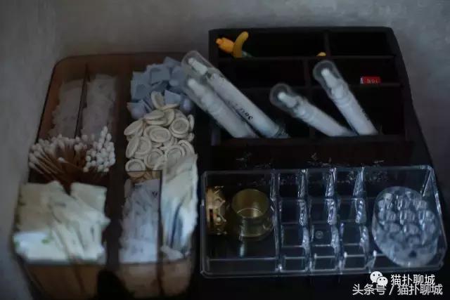 聊城这群美女个个都是纹绣高手，他们藏在新东方广场的秘密基地里