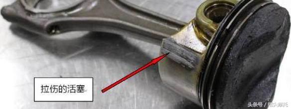 摩托车轻微烧机油换活塞环多少钱,摩托车烧机油换了缸套还烧