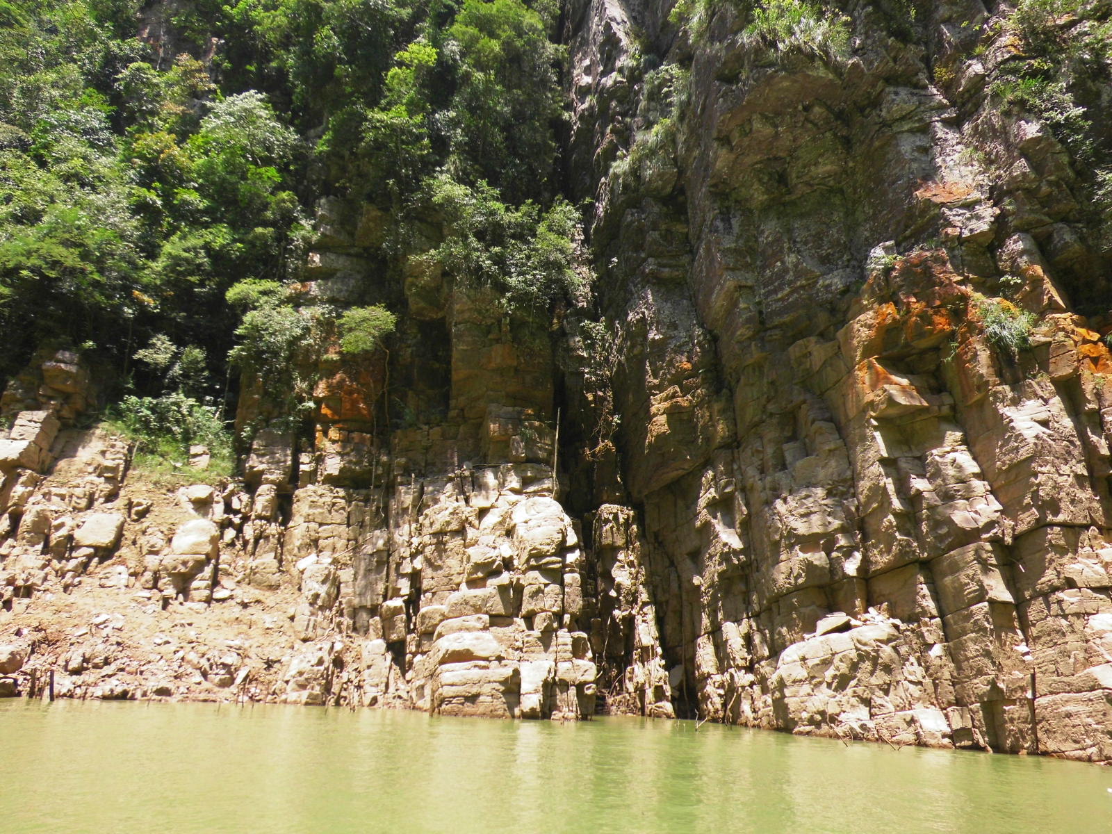 金秀圣堂湖景区游玩多久,金秀圣堂湖游记