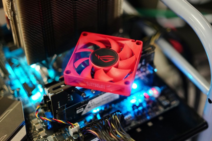 全方位打造酷睿X超频利器！ROGR6A主板评测