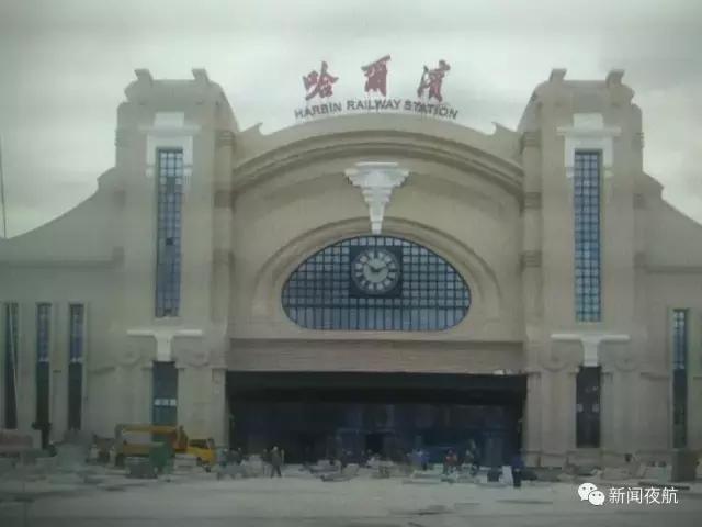 新哈站如何不出站转车,新哈站怎样换乘