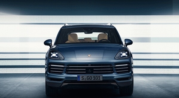 首批新款保时捷卡宴亮相,2021全新保时捷卡宴顶配视频