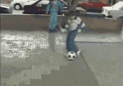 我室友说了，不打耳洞的话，结婚的时候少件首饰