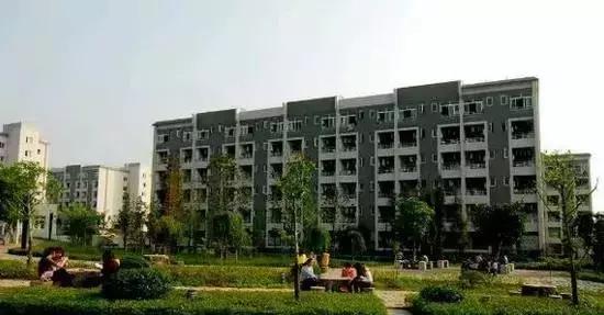 重庆高校大学宿舍排名,重庆高校最差宿舍排行榜