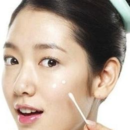 脸上上火起痘怎么消除,上火起痘可以直接挤破吗