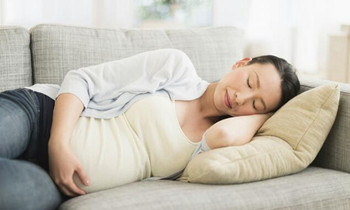 孕妈妈意外怀孕不确定时间怎么办,孕妈妈早期是因为没休息好吗