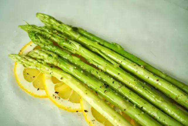 有没有比较好的减肥菜谱app,减肥食谱一日三餐七天菜谱表