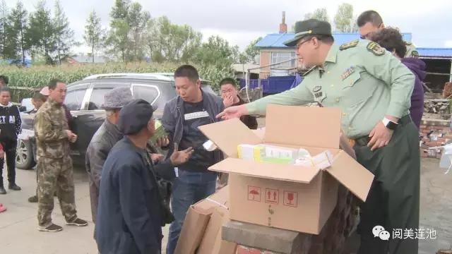 关爱孤寡老人义诊,解放军医院爱心义诊