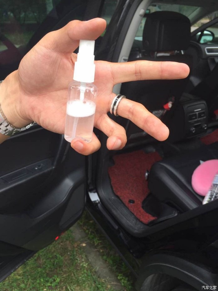 实木板材UV面划痕怎么修补,汽车门内饰板有划痕怎么处理