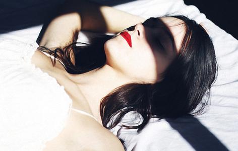 抑郁症是不是无药可治,抑郁症并不可怕要正确对待