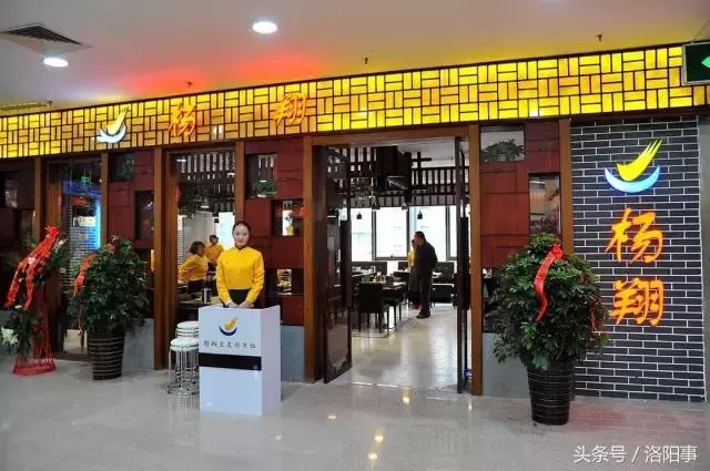 一个老外说一年之内吃遍全中国,一外国小哥声称要吃遍中国