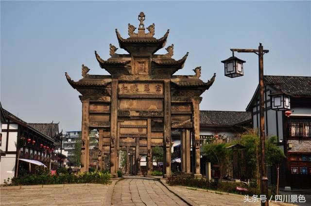 100公里内成都的免费景点,距离成都1000公里内的旅游景点