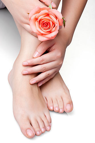 没有美足如何过夏天？白嫩脚丫护理大作战！让你“足”够完美