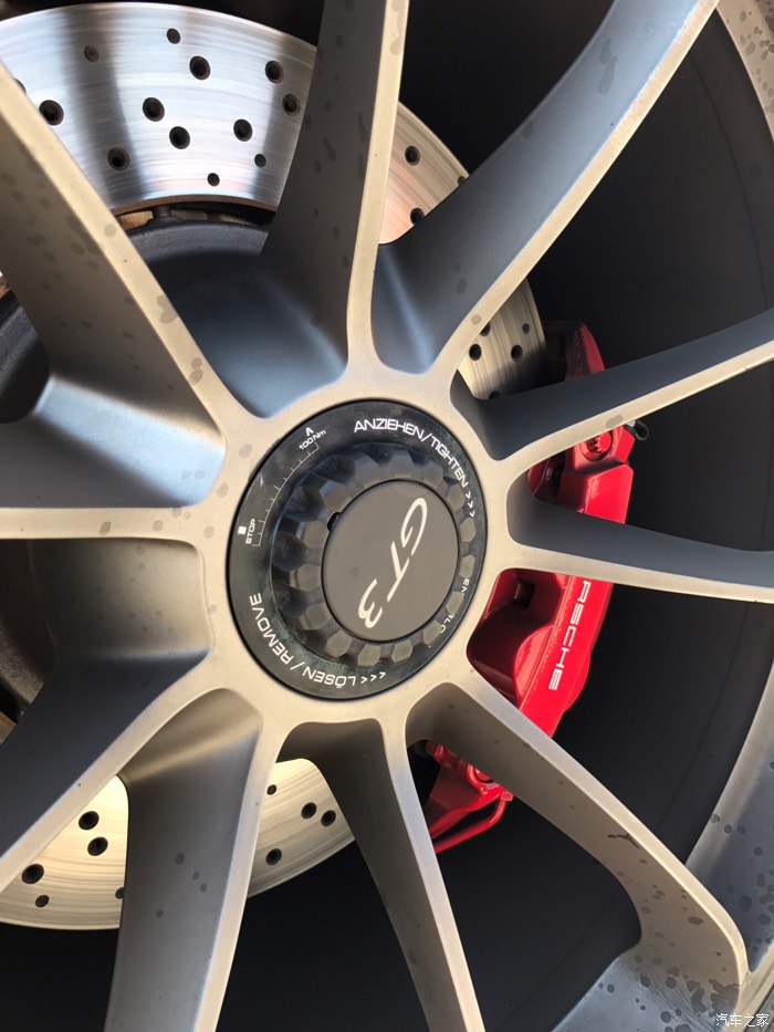 保时捷911gt3跑赛道,保时捷911GT3赛道