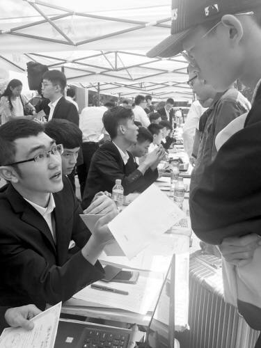 沈阳高校新生报到,大学自助扫码报到