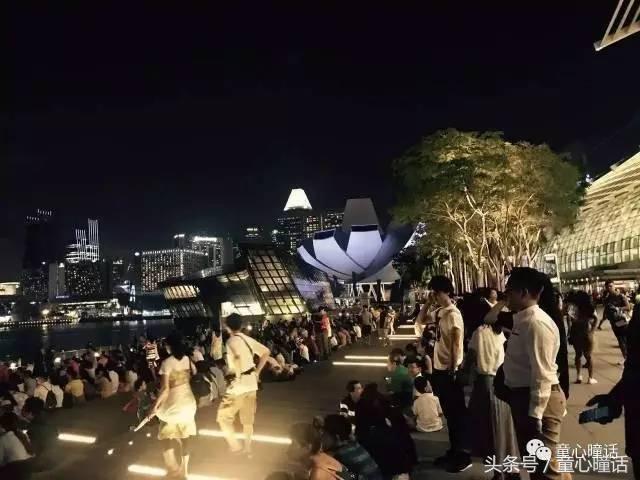 新加坡滨海湾金沙酒店无边泳池,新加坡海边金沙酒店