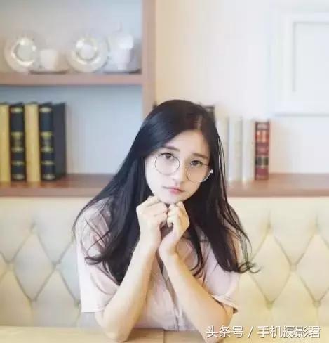 如何摆pose拍照才好看,拍照怎么摆pose最经典