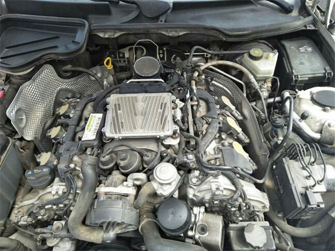 5万公里奔驰slk老车值得购买吗,10万可以买到哪款奔驰slk