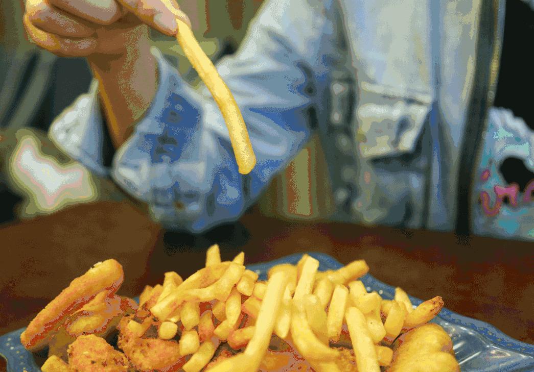 郑州东区萌猫主题披萨小店，铲屎官快来这吸猫了！