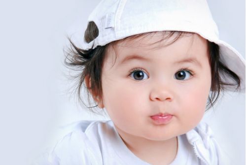 母乳可以治湿疹吗,用母乳给宝宝擦脸导致湿疹怎么办