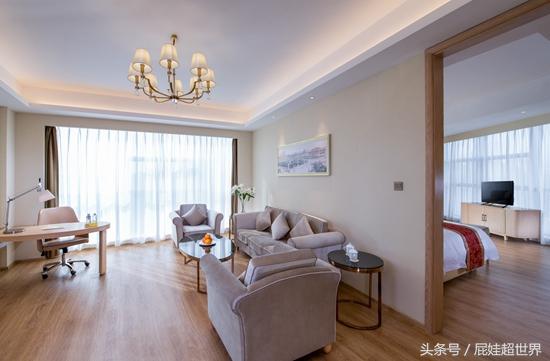 这家遍布全国的酒店房间拥有五星的配置，价格确是经济连锁的标准