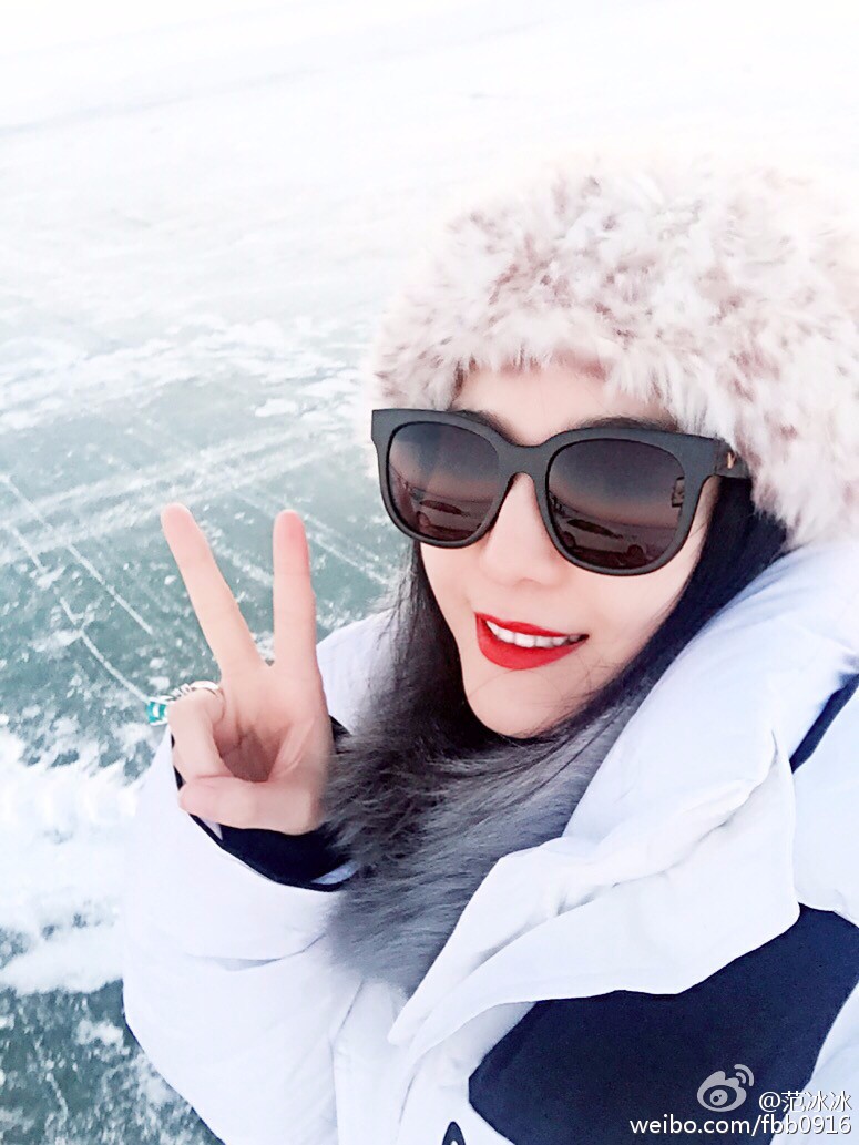 每日星范|范冰冰其实羽绒服承包了范爷整个冬天的美！