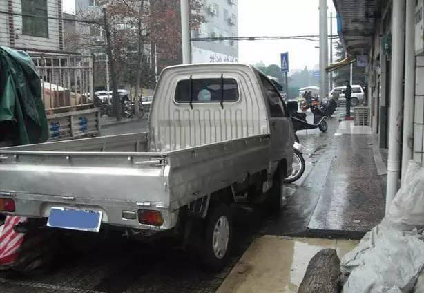 五菱小旋风视频,五菱小旋风单排