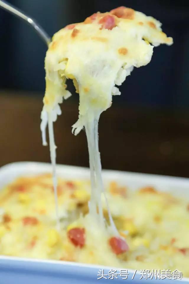 郑州东区萌猫主题披萨小店，铲屎官快来这吸猫了！