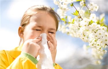 用红霉素软膏治鼻炎吗,用红霉素眼药膏治鼻炎有副作用吗