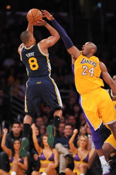 一分钟了解科比秒懂百科,一秒了解湖人