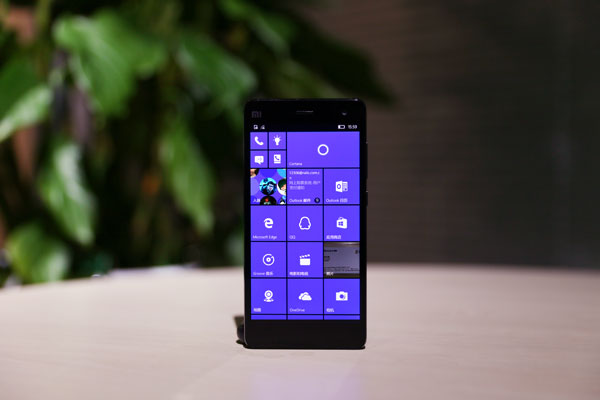 一代神机小米4,一代神机小米6雷军