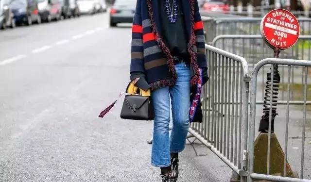 总说要Chanel、LV包包，但你连锁扣怎么打开都不知道！