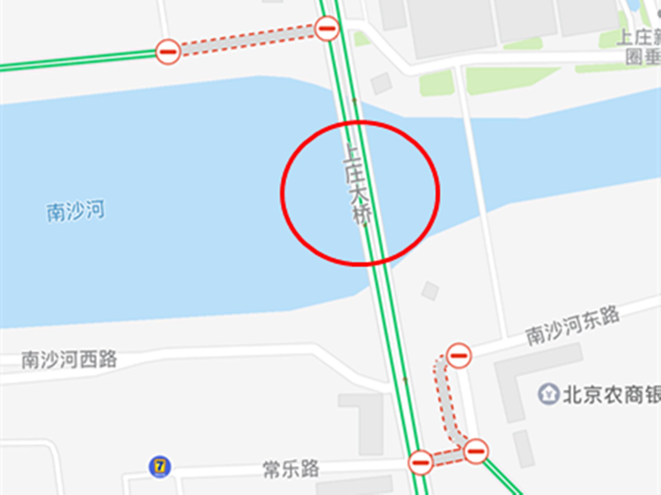 自驾上庄水库，渔塘垂钓赏荷花，管理大爷沿河种水草！