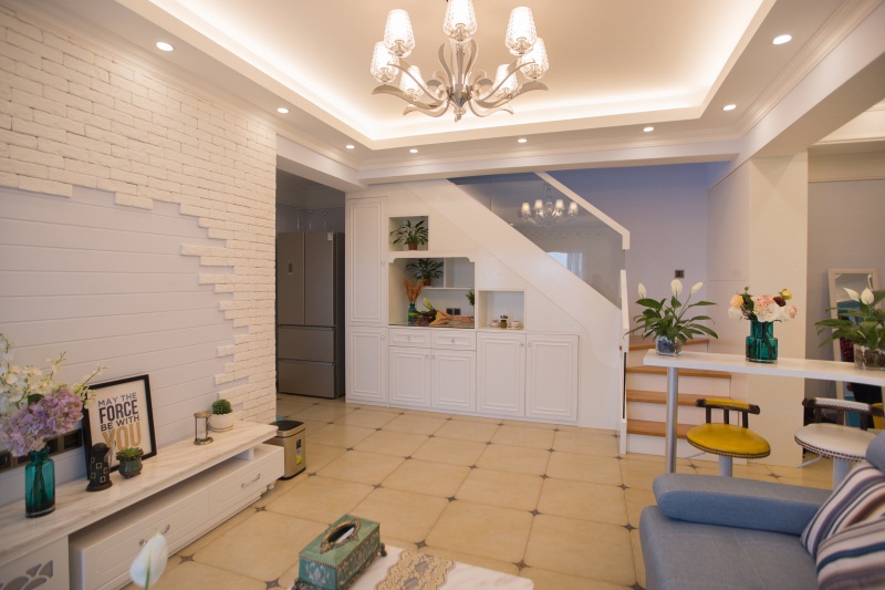 北欧小清新装修风格复式楼,深圳百合盛世二手房复式6室