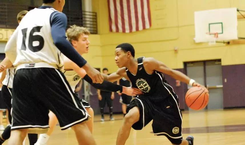 运球不稳怎么练,运球总是不稳