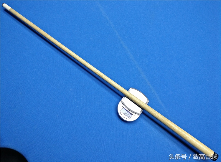 台球杆前节密度对击球有影响吗,台球杆皮头弧度对击球的影响