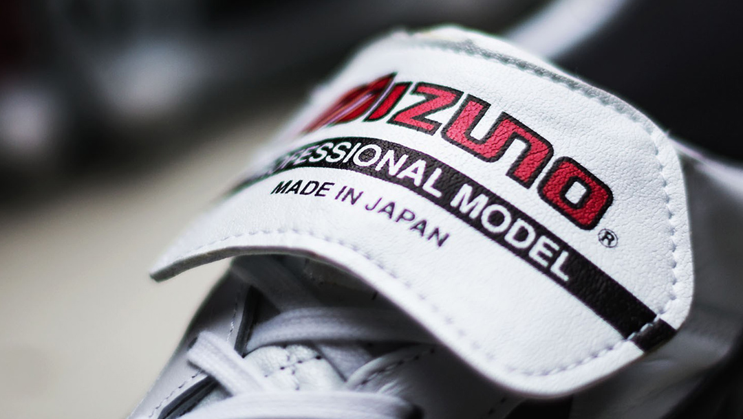 公认脚感最好的10双足球鞋美津浓,美津浓莫雷拉morelianeo4黑金